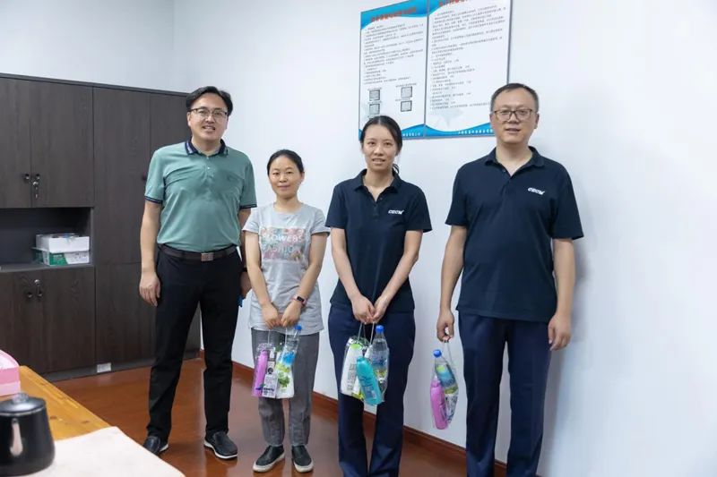 “炎”值擔當 “暑”你最美 雪浪環境高溫走訪慰問(二)